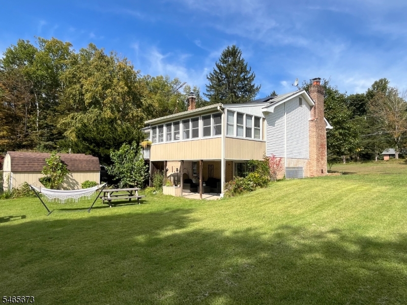 22 Spring Valley Road Hardwick NJ 07825