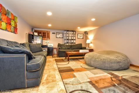 48 Maple Avenue Montville NJ 07058