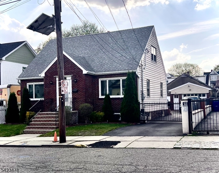 258 E 22nd Street Paterson NJ 07514