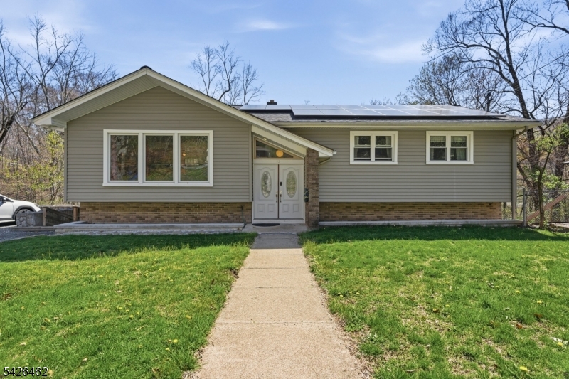 15 Valley Trail Jefferson NJ 07438