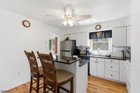 15 Valley Trail Jefferson NJ 07438