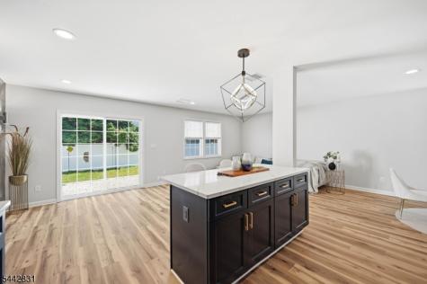 77 Chestnut Street Lodi NJ 07644
