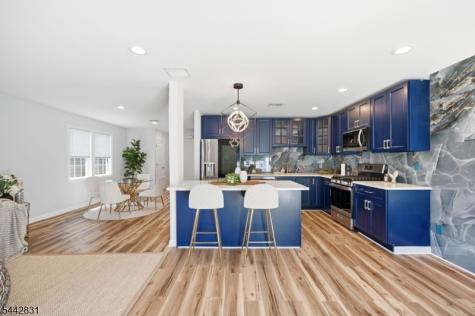77 Chestnut Street Lodi NJ 07644