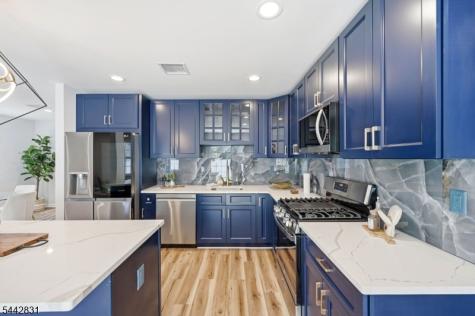77 Chestnut Street Lodi NJ 07644