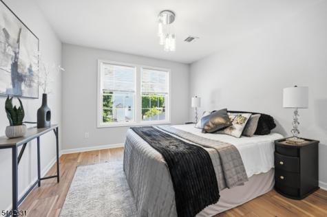 77 Chestnut Street Lodi NJ 07644