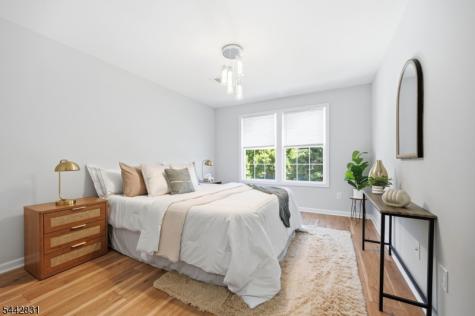 77 Chestnut Street Lodi NJ 07644