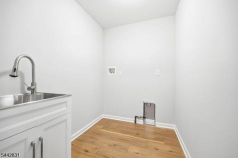 77 Chestnut Street Lodi NJ 07644