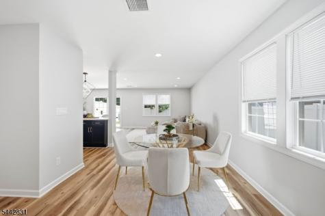 77 Chestnut Street Lodi NJ 07644