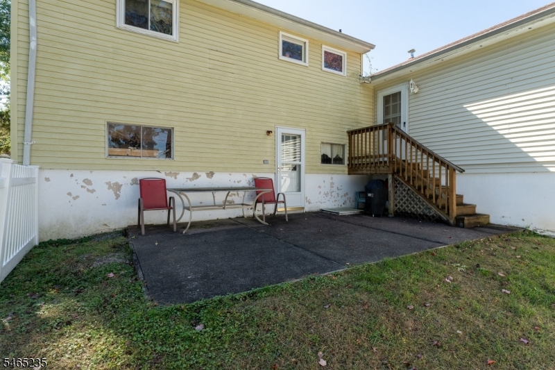 3 Locust Drive Hanover NJ 07950