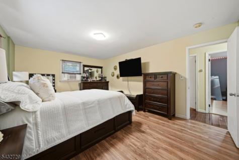 22 Federal Hill Road Pompton Lakes NJ 07442