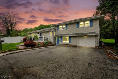 22 Federal Hill Road Pompton Lakes NJ 07442