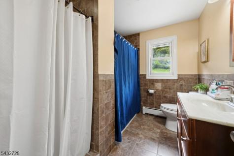 22 Federal Hill Road Pompton Lakes NJ 07442