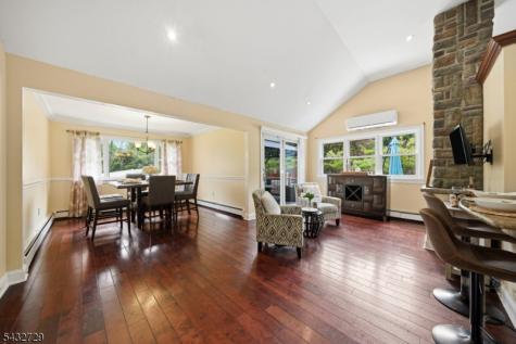 22 Federal Hill Road Pompton Lakes NJ 07442