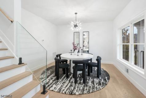 302 West Lane Clark NJ 07066