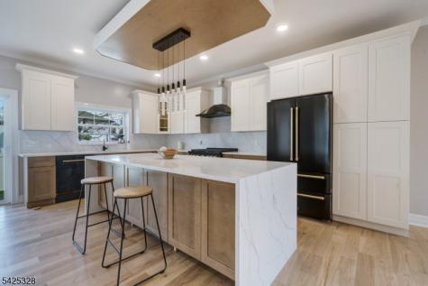 307 Schepis Avenue Saddle Brook NJ 07663
