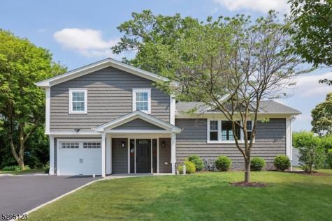 1785 Dakota Street Clark NJ 07090