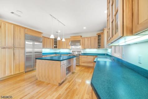 32 Perona Road Andover NJ 07821