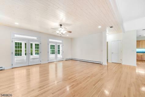 32 Perona Road Andover NJ 07821
