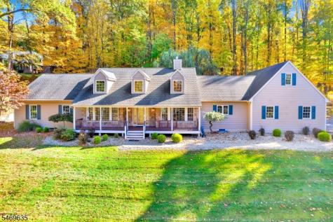 32 Perona Road Andover NJ 07821