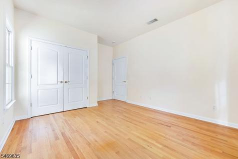 32 Perona Road Andover NJ 07821