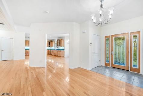 32 Perona Road Andover NJ 07821