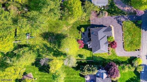 18 Downingtown Court Warren NJ 07059