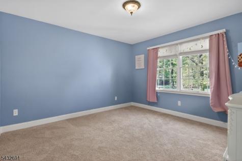 18 Downingtown Court Warren NJ 07059