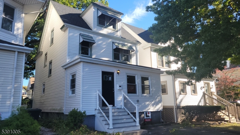 94 Sanford Street East Orange NJ 07018