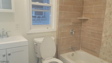 94 Sanford Street East Orange NJ 07018