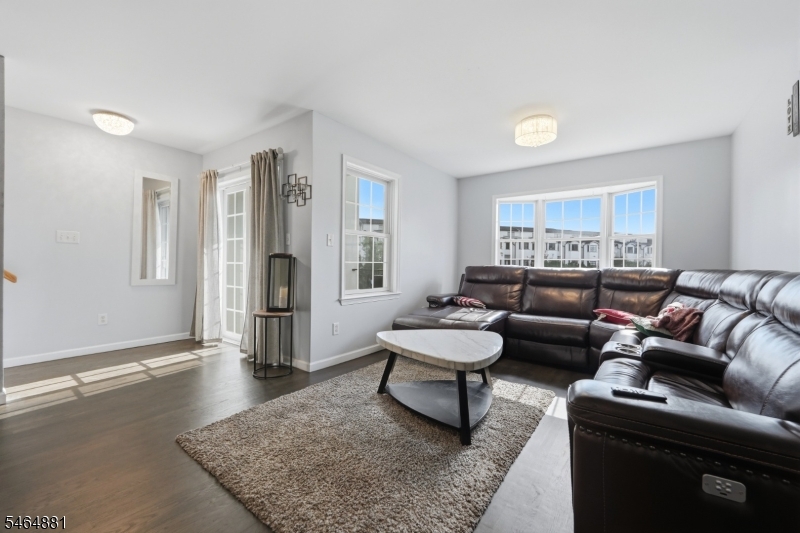 7 Harbor Front Ct. Unit C7 Elizabeth NJ 07206