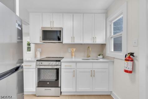 6 Passaic Drive West Milford NJ 07421