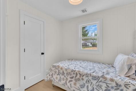 6 Passaic Drive West Milford NJ 07421