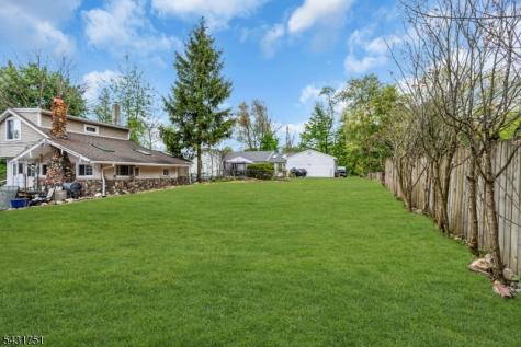 6 Passaic Drive West Milford NJ 07421