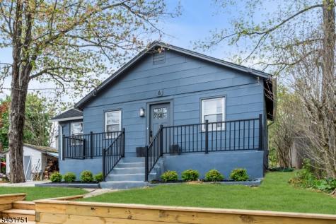 6 Passaic Drive West Milford NJ 07421