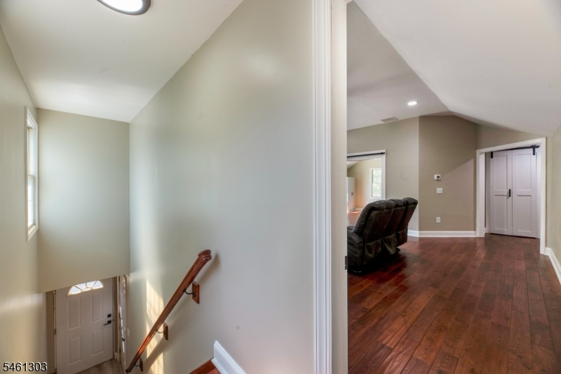 19 Bradford Road Edison NJ 08820