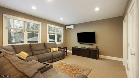 555 Shackamaxon Drive Westfield NJ 07090