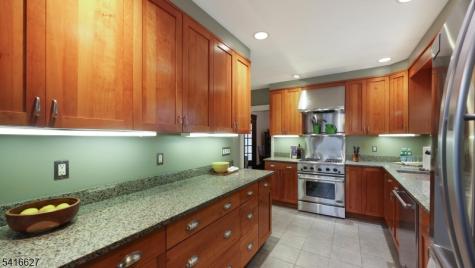 555 Shackamaxon Drive Westfield NJ 07090