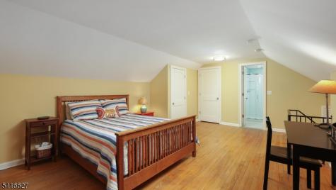 555 Shackamaxon Drive Westfield NJ 07090