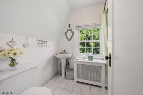 716 Colonial Road Franklin Lakes NJ 07417