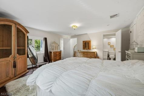 716 Colonial Road Franklin Lakes NJ 07417