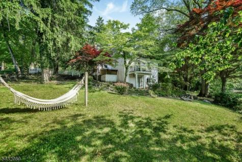716 Colonial Road Franklin Lakes NJ 07417