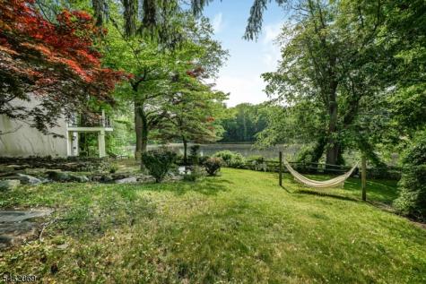 716 Colonial Road Franklin Lakes NJ 07417