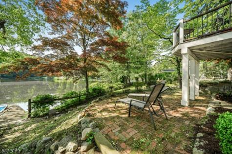 716 Colonial Road Franklin Lakes NJ 07417