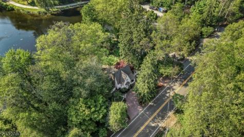 716 Colonial Road Franklin Lakes NJ 07417