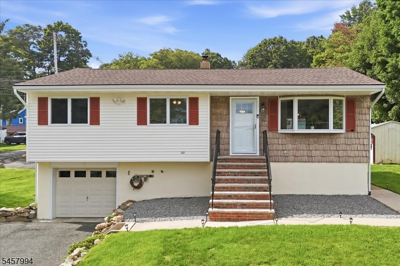 2 Crescent Road Hopatcong NJ 07843