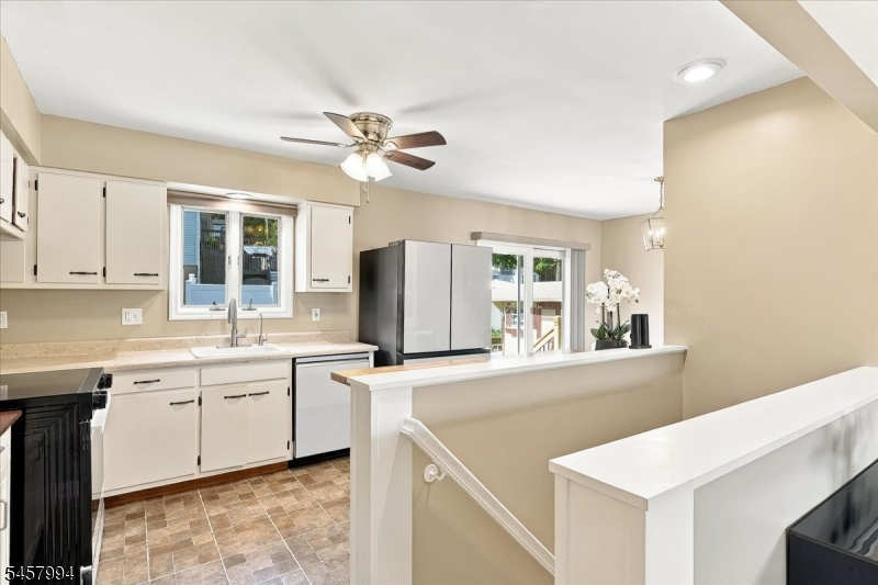 2 Crescent Road Hopatcong NJ 07843
