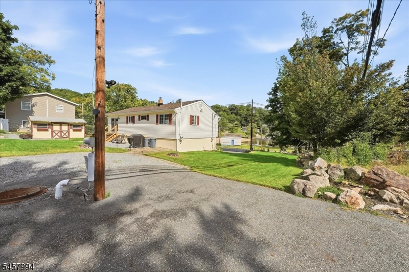 2 Crescent Road Hopatcong NJ 07843
