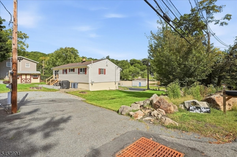 2 Crescent Road Hopatcong NJ 07843