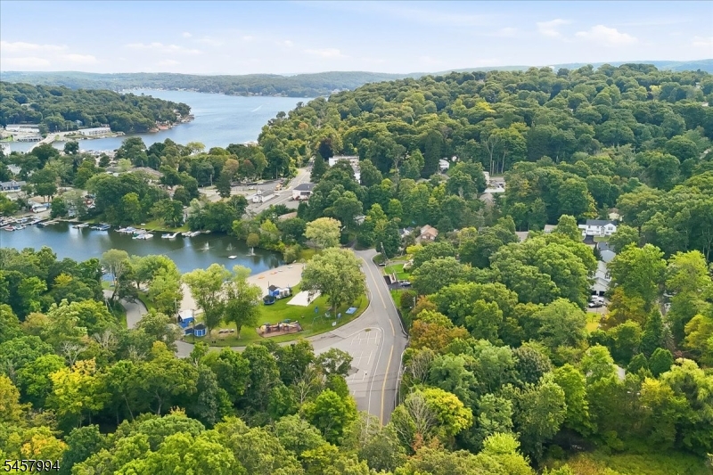 2 Crescent Road Hopatcong NJ 07843