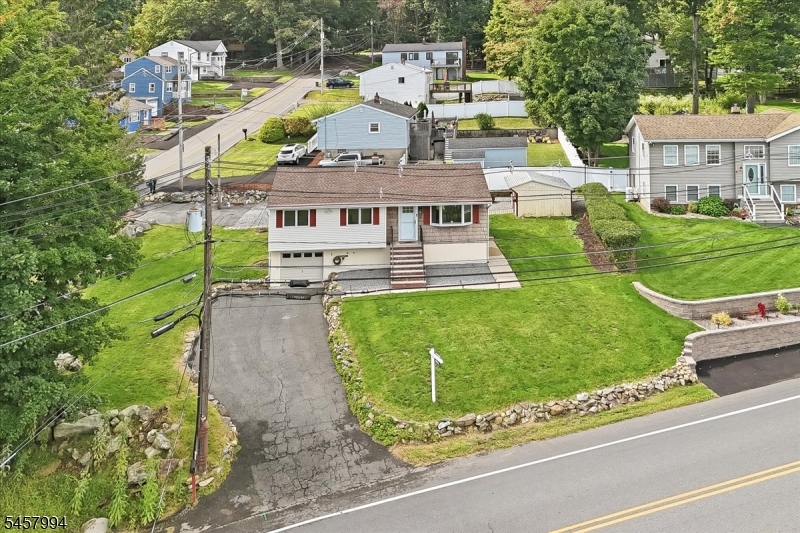 2 Crescent Road Hopatcong NJ 07843